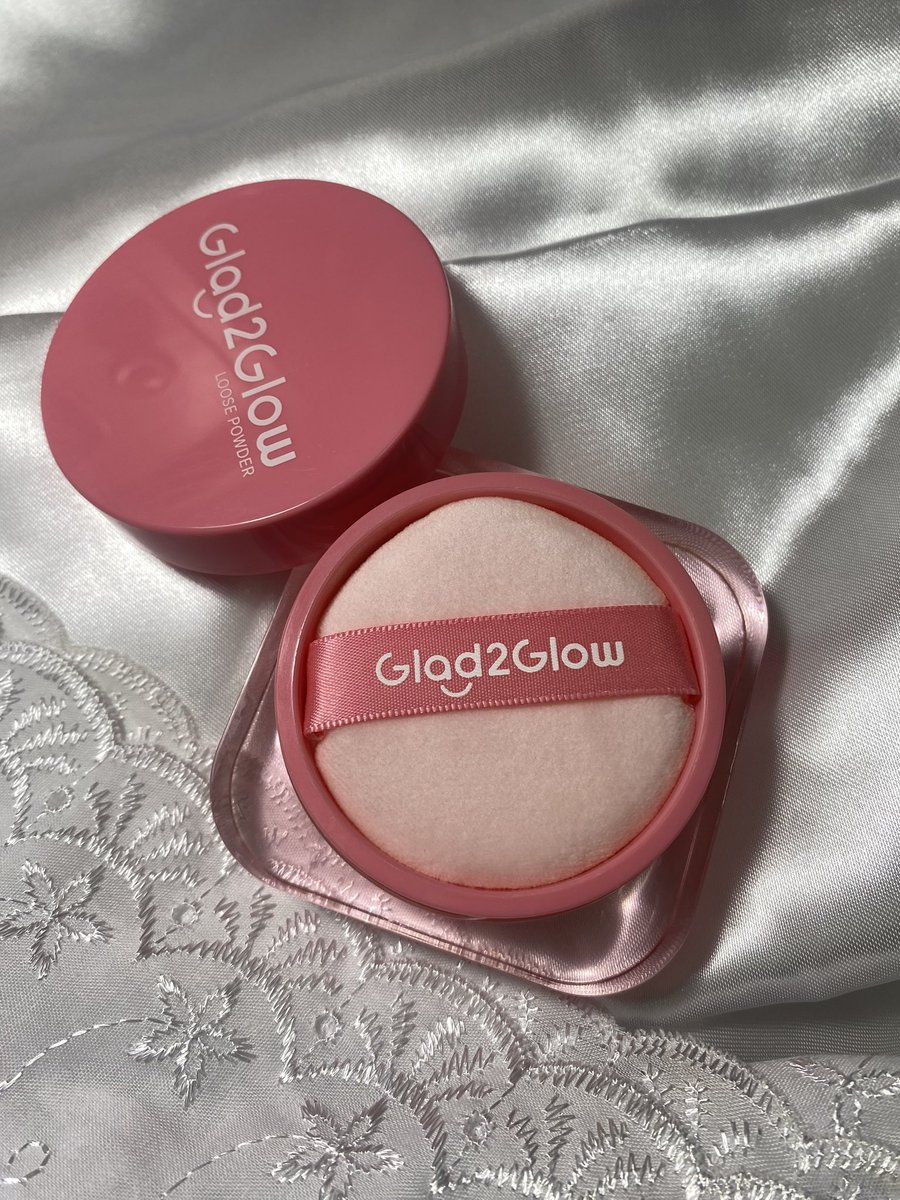 Bibimbabpocket's tweet photo. ของglad2glowคือเริ่ดนะคะ คุมมัน เนียน เบาสบายผิวดีเลยย💗🤏 ละแพ็กเกจน่ารัก เก๋ๆ https://t.co/LDNDUYmHM8