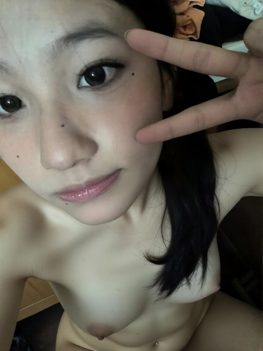 aheun44's tweet photo. 쁴 https://t.co/CxzPMN4PcD
