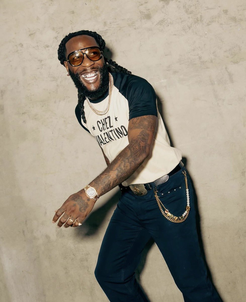 felix23619's tweet photo. 🚨 BEST SELLING AFROBEATS ARTISTS BY CERTIFIED UNITS: 

•BURNA BOY — UK, CANADA, CZECHIA, AUSTRIA, SLOVAKIA, SOUTH AFRICA, SWITZERLAND, FRANCE & NEW ZEALAN. 🇬🇧 🇨🇦 🇨🇿 🇦🇹 🇸🇰 🇿🇦 🇨🇭 🇫🇷 🇳🇿 

• WIZKID — USA, AUSTRALIA, SWEDEN, GERMANY, MEXICO, DENMARK, GREECE, ITALY & BELGIUM. 🇺🇸 🇦🇺 🇸🇪 🇩🇪 🇲🇽 🇩🇰 🇬🇷 🇮🇹 🇧🇪 

• DAVIDO — ERROR 404 ❌❌