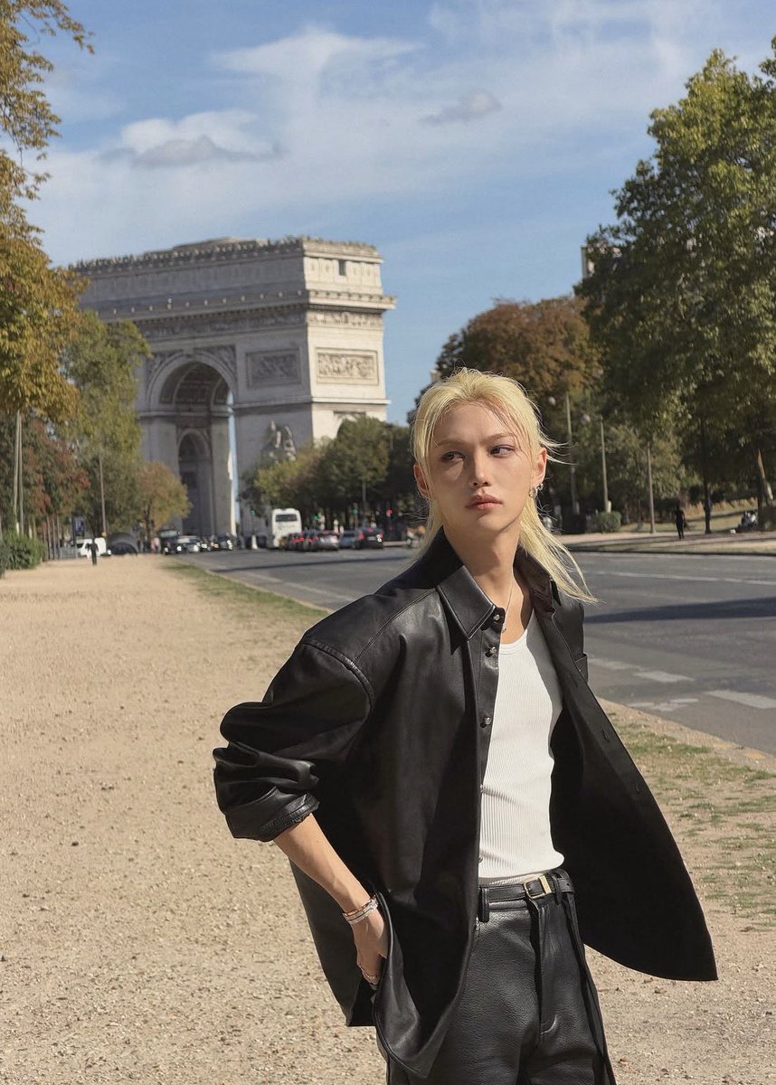 915bbok's tweet photo. CALL HIM PARISIAN https://t.co/eHAKXXAU80