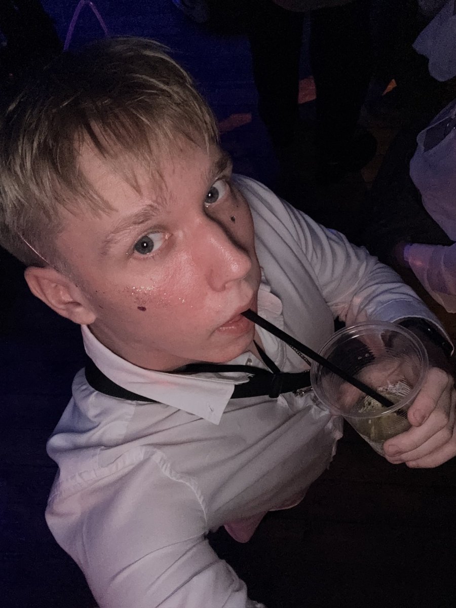DimOrange's tweet photo. Хап в Тбилиси https://t.co/Qrxbjm50ee