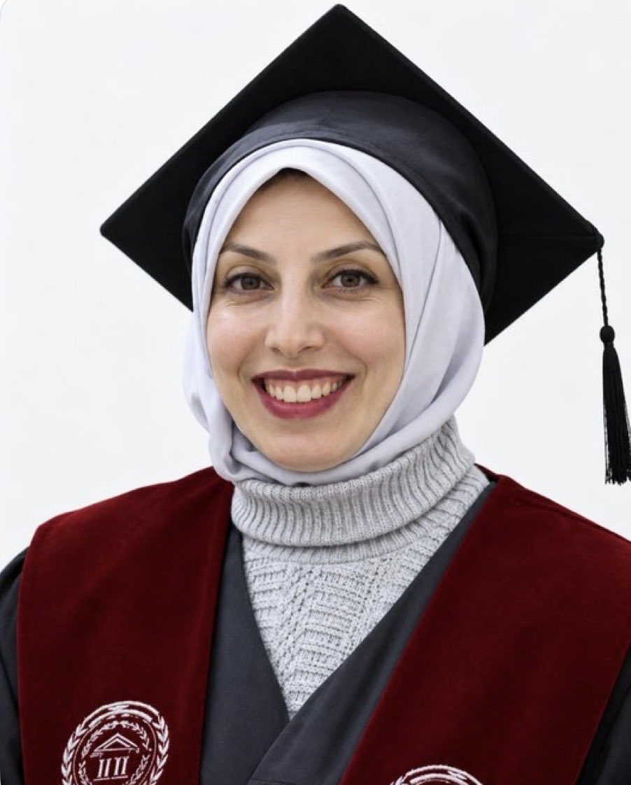 Nechamatova's tweet photo. Voici Yasmin Khamis al-Bubou .
Cette vermine était responsable de la communication des Médias ,
et de la radicalisation au terrorisme du mouvement
Hamas 
❌elle a été ÉLIMINÉE lors d'une attaque aérienne ciblée de Tsahal dans la ville de Gaza.
Bye-bye ya Yasmin https://t.co/uVhs6H7Oo8