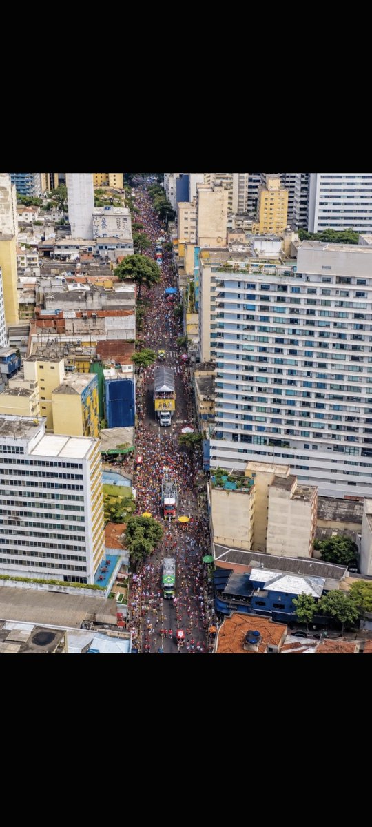 felds01's tweet photo. @ptbrasil Foto verdadeira é essa aqui hahahahaha https://t.co/vbojtkn0gx