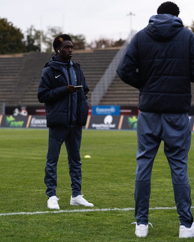 SMCaen's tweet photo. Au stade 🏟️

#SMCaen #TeamSMC #FCF91SMC https://t.co/KppNUYX1VM