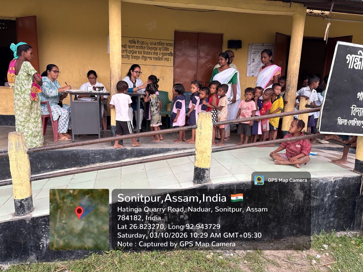 NHMSonitpur's tweet photo. Screening is being conducted by the Rashtriya Bal Swasthya Karyakram (RBSK) Medical Health Team (MHT), Sonitpur  to identify children with health conditions at an early stage.

@MoHFW_INDIA @TheAshokSinghal @nhm_assam @DCSonitpur @diprosonitpur https://t.co/jyZyctg423