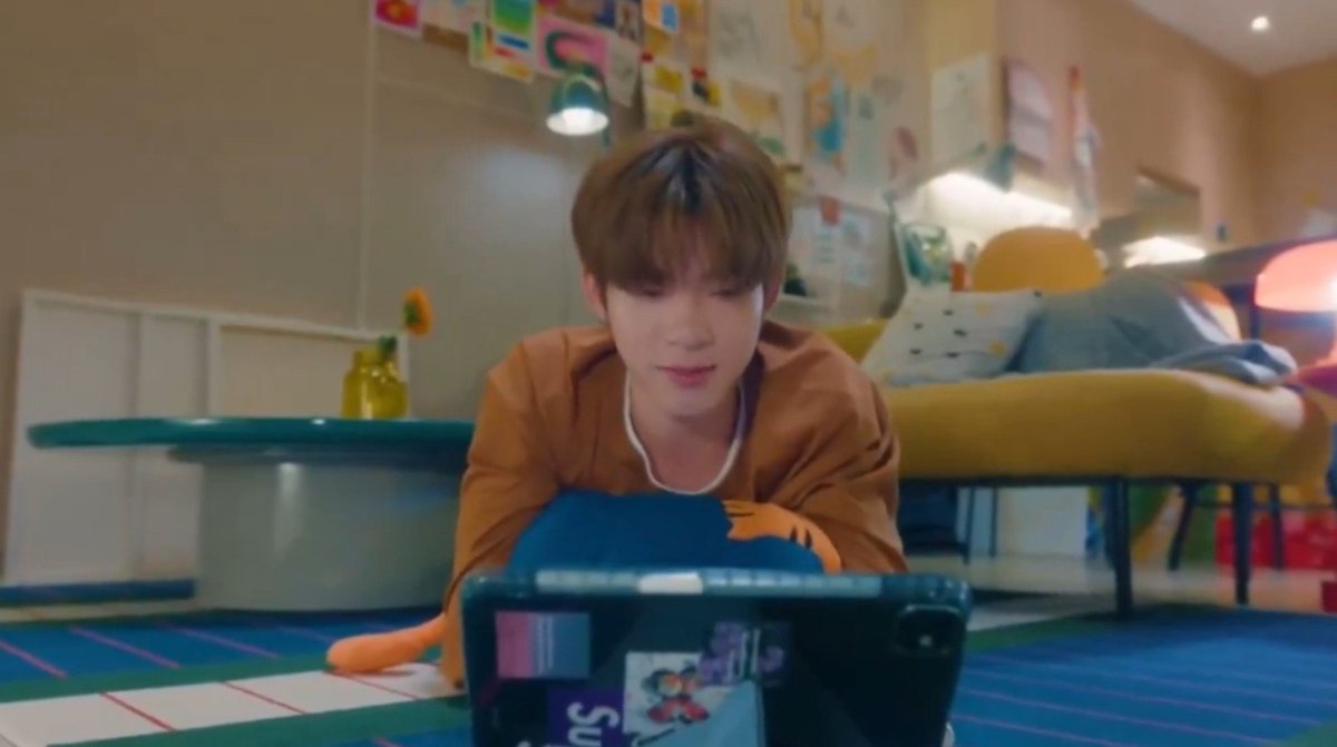 pipteediary_'s tweet photo. time watching duang with you while waiting for renji OMG I MISS DUANG WITH YOU A LITTLE EXTRA 😭💔😭💔😭💔😭 https://t.co/6wYm9TsA5l