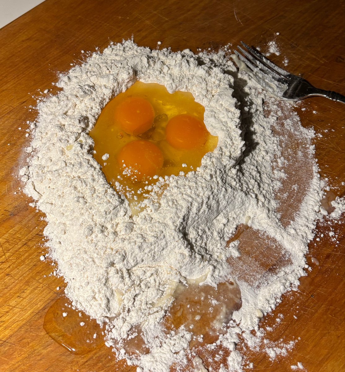 MinorMike's tweet photo. Step Two : Pasta dough ready for resting https://t.co/9pJwIBZA2n