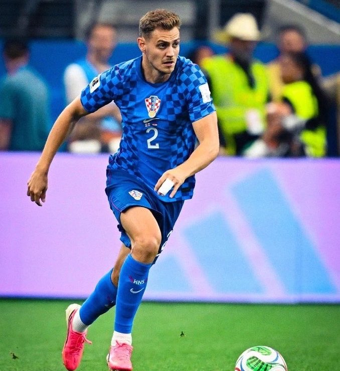 TheHateCentral2's tweet photo. Satanisic vs England:

76 Minutes (Hooked)
Dribbled Past 4x
4/6 Duels Lost
1 Error Lead to Goal

GORDON’S STRESS RELIEVER 💯💯💯 https://t.co/TrEYh7JmtX