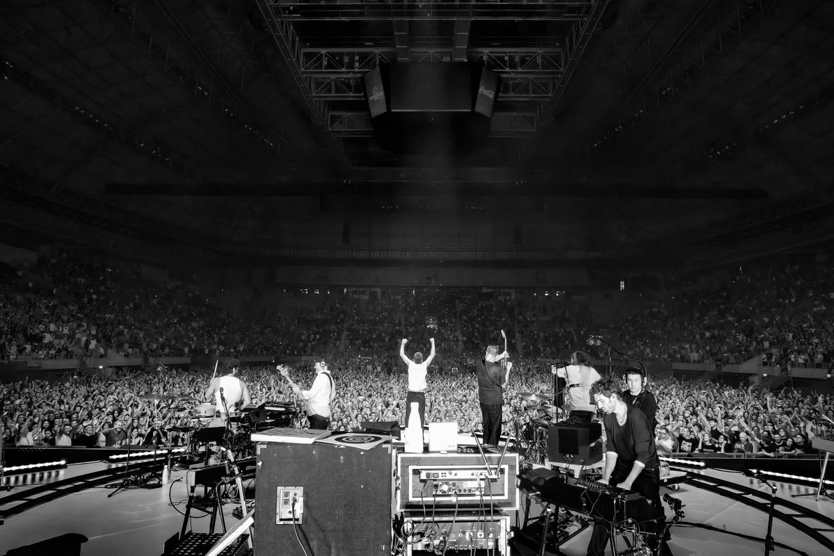 vetustamorla's tweet photo. ¡Hemos vuelto!

Moltes gracies Barcelona ❤️

📷 @wilma_lorenzo https://t.co/biF8VjKSV8