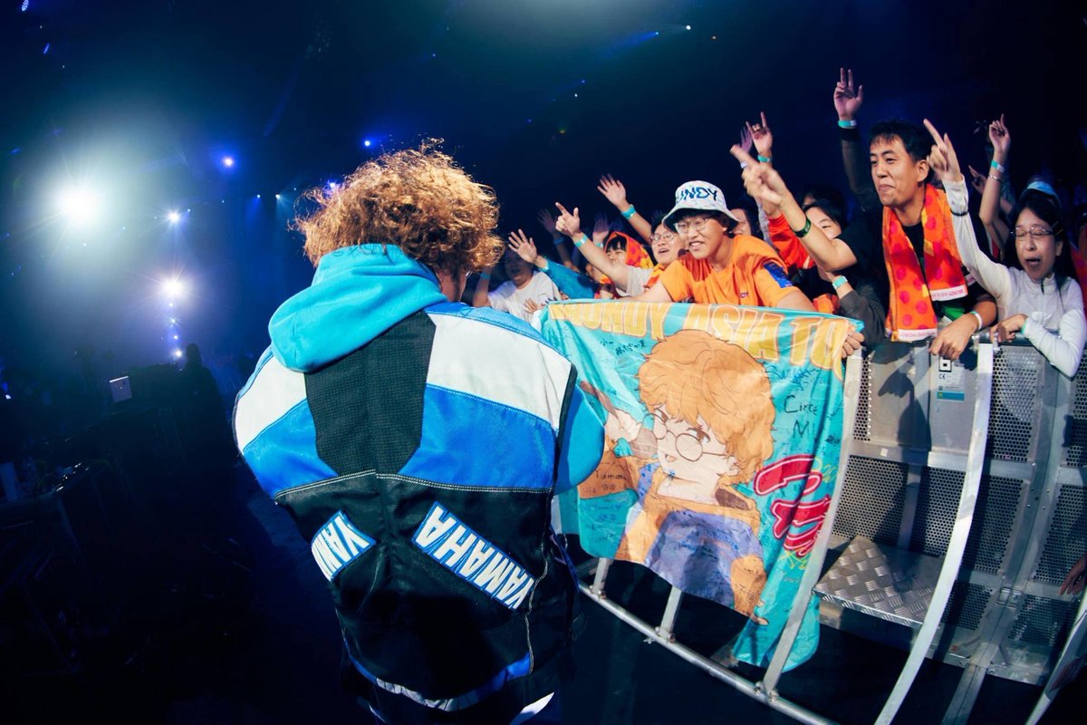 Vaundy_AWS's tweet photo. THANK YOU HONG KONG !!

#Vaundy
ASIA ARENA TOUR 2026 "HORO"

2026/10/03 sat.
@ AsiaWorld-Arena

Thank you, Hong Kong! See you again!

#VaundyAsiaTour #Vaundy_HORO

- - -

📌ASIA ARENA TOUR 2026 "HORO"
https://t.co/5K5G117fJP

📌JAPAN ARENA TOUR 2027-2028
https://t.co/lWm4B07lcB

📌BUZZ RHYTHM LIVE 2026
https://t.co/q2aLPhfifk