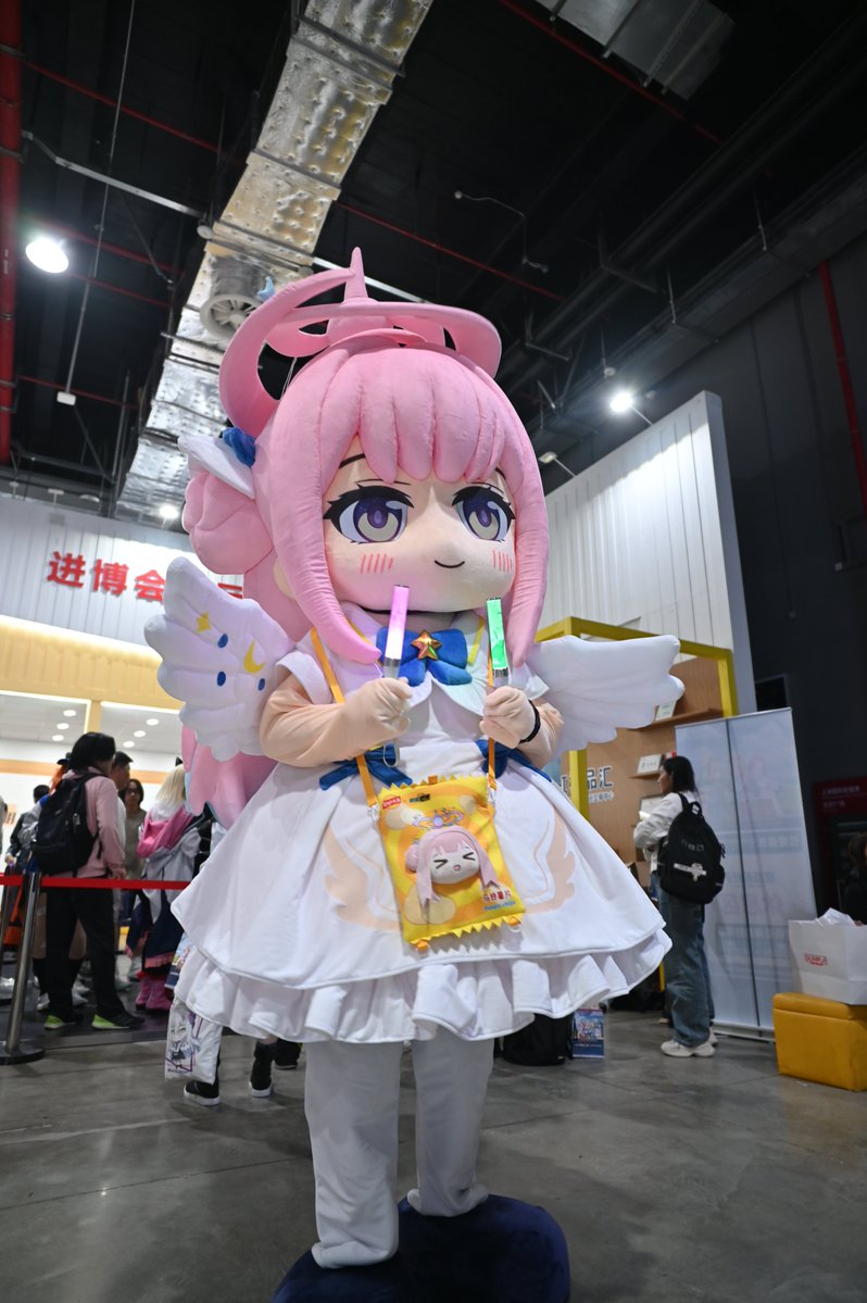 gingmen1's tweet photo. 非常开心的一天！
中国第一套BA学生的玩偶服!
是mika的！
我终于做到啦！
地点是10.3 上海BAO
#聖園ミカ  #ブルアカ https://t.co/S5rE4yRqST