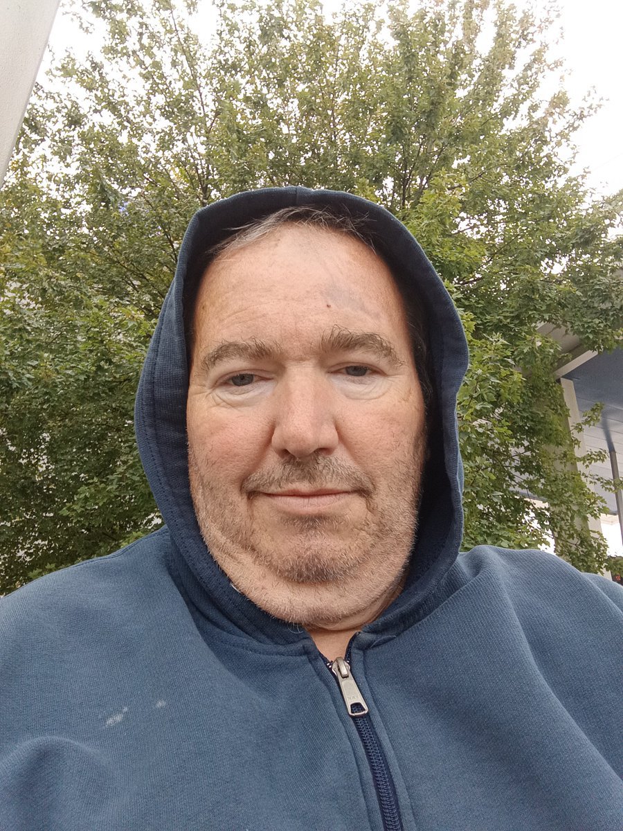 nuriqram99's tweet photo. Hey Everyone, Brummett Man Here! Hey How's It Going 😊❤️☕🙏? https://t.co/C9mq1kgJhE