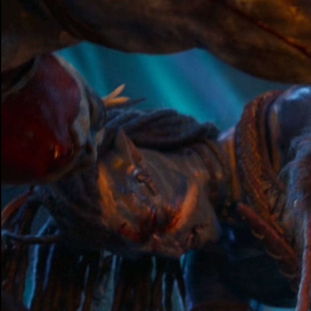 quaritchive's tweet photo. bleeding quaritch from this angle and his veiny hand...come back hot chad https://t.co/V75qugndna