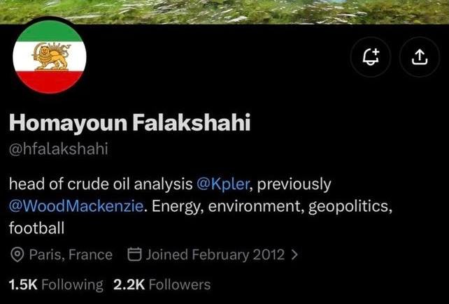 ShbZare's tweet photo. @imetatronink @AngelicaOung FYI. A pro-Pahlavi supporter working as the head of crude oil analysis @Kpler https://t.co/Ez1iUNg3bV