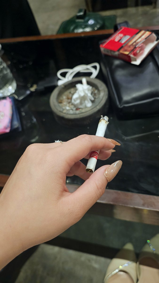 stobiee's tweet photo. Kukuku lagi aesthetic https://t.co/nnFkvduy0F