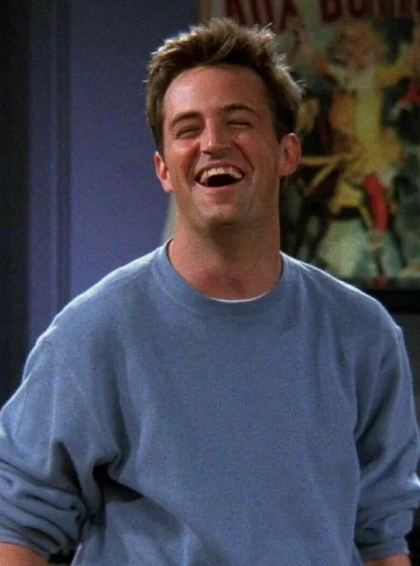 SurajSahani007's tweet photo. @Sonderisfon Mathew Perry. 
I literally cried my heart out for so many days when I heard he passed away. The guy was so genuine and made me laugh right through my teen days. Even to this day, whenever I feel low.. I watch Chandler Bing's witty replies. https://t.co/Wx8PzyfvPC