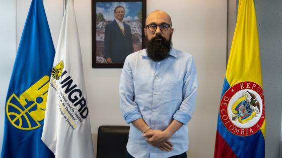 Jorge25529699's tweet photo. 🇨🇴🪖✒️🚨Señor ex director @UNGRD @CarlosCarrilloA  NO SEA MALITO, devuelva por favor la camioneta que pertenece al estado y se necesita para los funcionarios que actualmente trabajan para el pais y el estado. GRACIAS! @UNPColombia 🚩 https://t.co/JPyuNAowP7