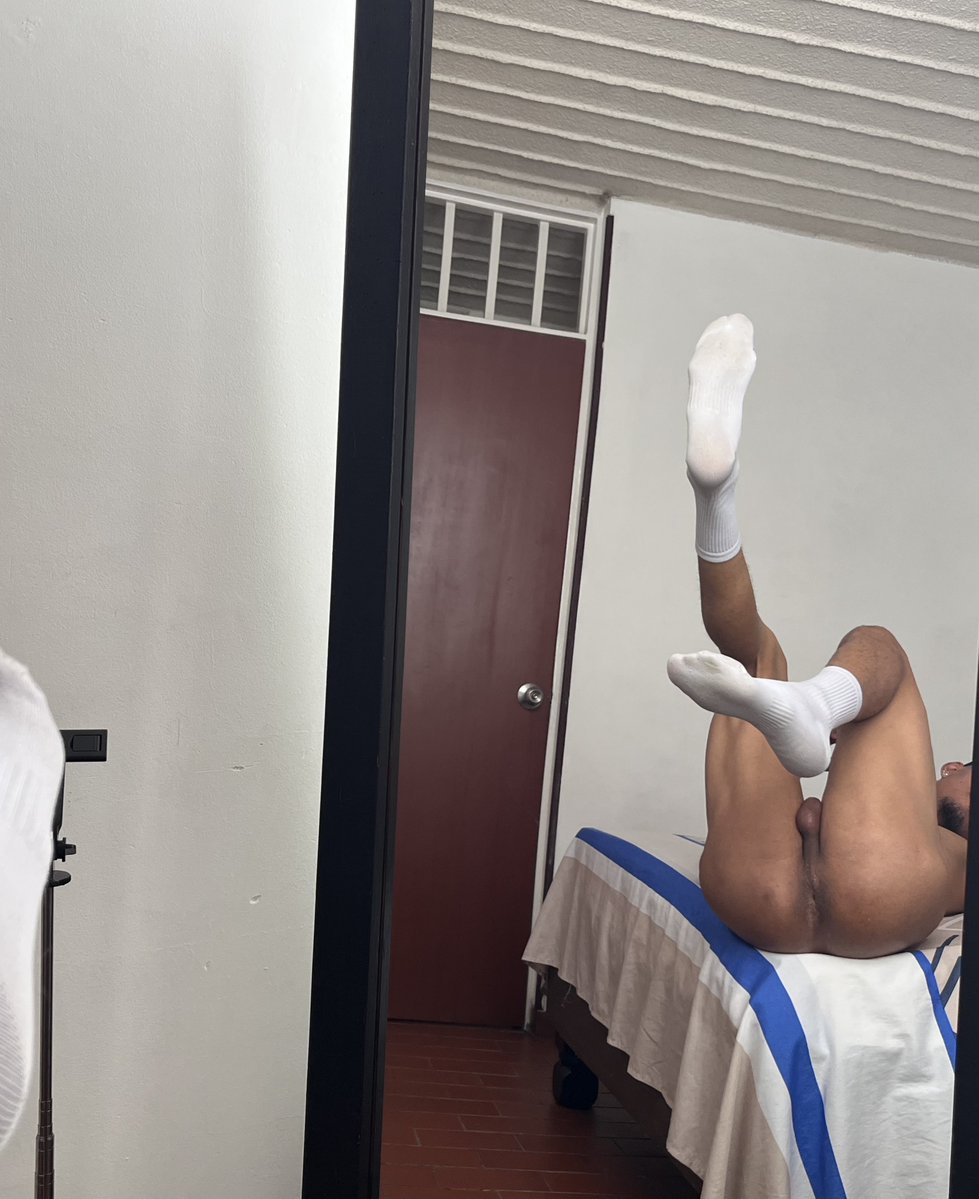 Echeverrilb's tweet photo. #chudai
Papi te espero para que me comas el culo y me mames la verga……🥵🥵🥵 https://t.co/a8m1FnzbIn