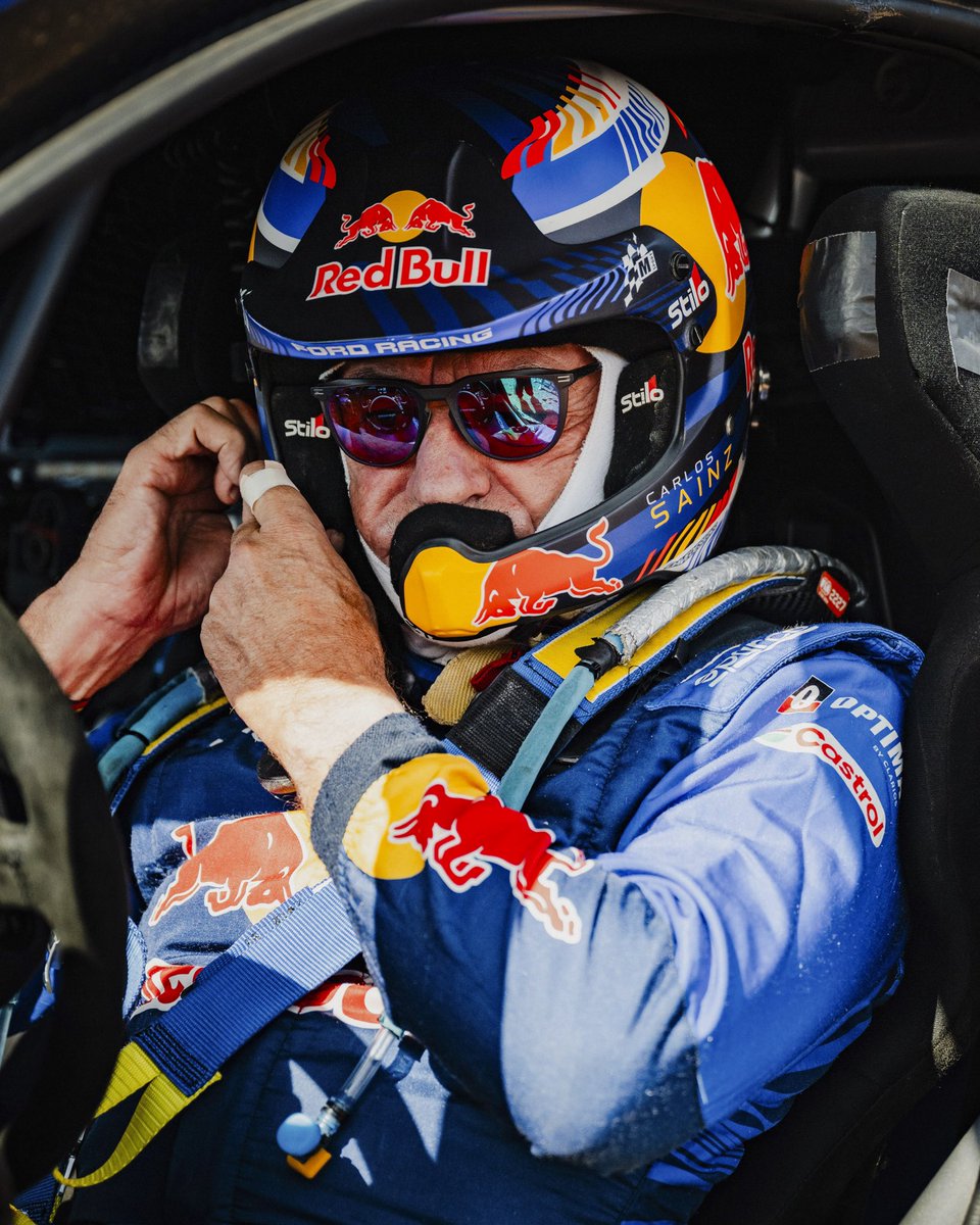 CSainz_oficial's tweet photo. Terminamos el @MarocRallye P6, con un balance positivo después de muchos kilómetros junto a Dani, buenas sensaciones y mucho aprendizaje de cara al Dakar. 
Hoy nos hemos quedado atascados en las dunas y hemos perdido algo de tiempo, pero ha sido un rally muy productivo. Seguimos trabajando! 💪🏼 @FordRacing @MSportLtd 

We finish the @MarocRallye P6, with a positive overall result after plenty of kilometres with Dani, good feeling and a lot of learning ahead of the Dakar. 
Today we got stuck in the dunes and lost some time, but it’s been a very productive rally. We keep working! 💪🏼 @FordRacing @MSportLtd