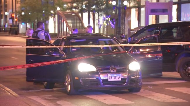 Libs_OfChicago's tweet photo. When a cop does something wrong, we have an abuse of power problem.

When ICE arrests an illegal alien, they are hunting down our neighbors.

When a 64-year old man is robbed &amp; shot, it’s an isolated incident &amp; crime is down. https://t.co/tugyyNJ4gm