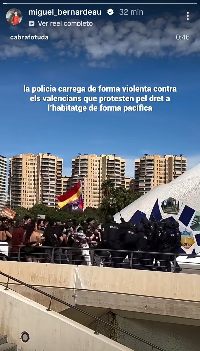 RedAsMarx's tweet photo. Genuinamente Los Javis le han cambiado la vida a este hombre https://t.co/QW0sfgbgtj