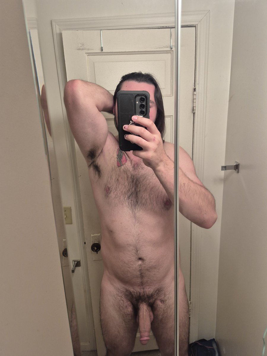 richard_thunda's tweet photo. Witty Caption about my dick https://t.co/iarOYbgGun