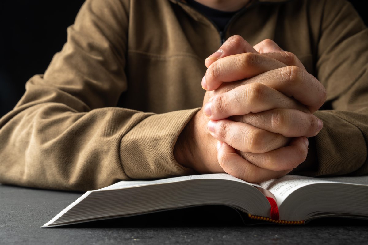 Ulisses__Soares's tweet photo. Even when answers do not come in the way we expect, fasting and prayer help us develop greater confidence in the Lord, in our covenants with Him, and in His plan for our lives, as well as a deeper willingness to accept His will.

Through this holy law, the Lord also invites us to look beyond ourselves and turn our hearts toward His children.

Thus, our fast becomes not only a personal act of devotion to God but also an outward expression of Christlike charity and love.
 
You will draw nearer to the Savior, receive strength to overcome your weaknesses, and become more sensitive to the needs of others. Through these divinely appointed practices, the Lord will sanctify us and pour His Spirit and blessings more abundantly into our lives.

#GeneralConference