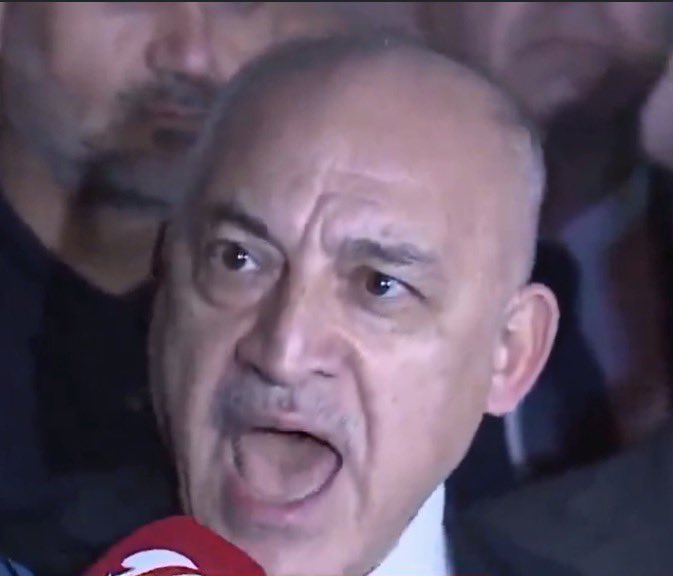cmxgraphic's tweet photo. Türk futbolunu 5 sezondur bunlar yönetti. Şaka gibi😔 https://t.co/MZtYGpkogl