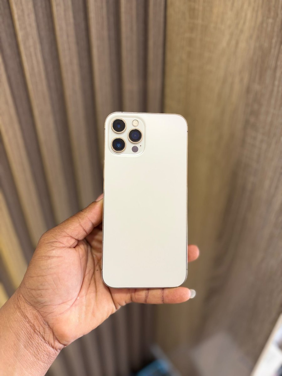 wondaversestore's tweet photo. ☆ iPhone 12 pro max - ₦440,000

- 128 GB
- 91% BH
- Perfect Condition 
- Available for Swap

🛍️ 3c hub off Saint Michael's 2nd floor back ABA Abia State. https://t.co/SD55PLKK3t