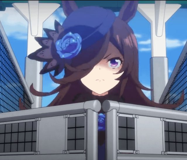bluer0sey's tweet photo. she has two sides https://t.co/023Oyx9EKC