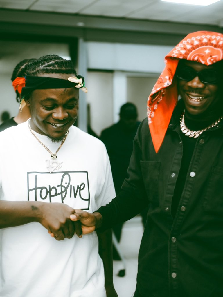 richdudegh_'s tweet photo. King Stonebwoy is back on the streets of the Capital. 🇬🇭! https://t.co/XFH3otrUGI