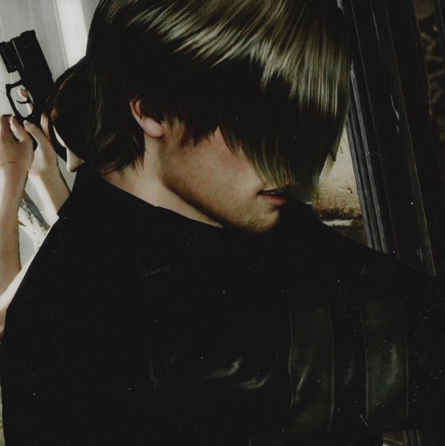jillvaleentine's tweet photo. his side profile is so lethal https://t.co/qcFrDaDtLx