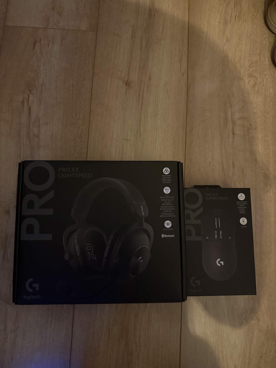 kamykval's tweet photo. got this beautiful stuff from @LogitechGFrance, thank you so much
Code JOBLIFE / https://t.co/chtcB0hHvj https://t.co/N5rjIWvV7G