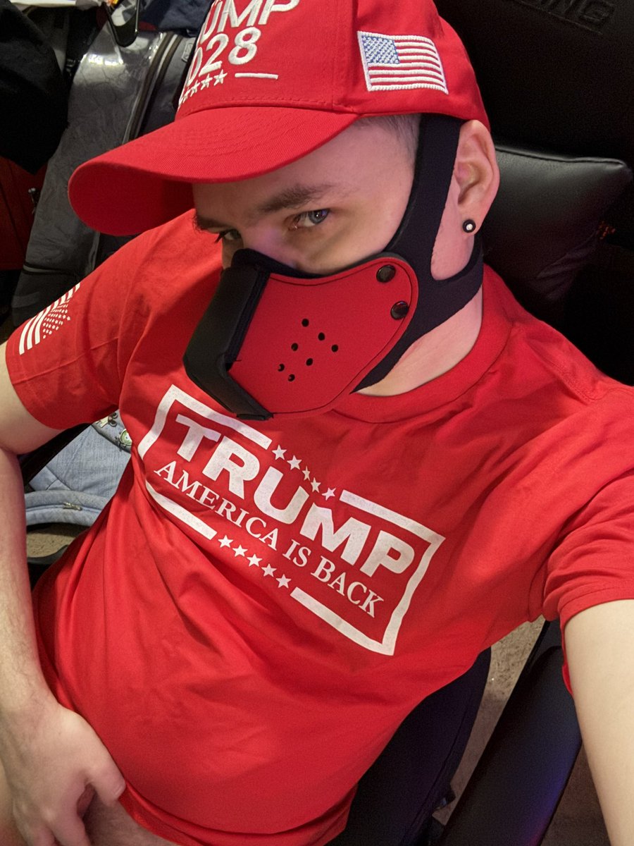 RedpillBro29's tweet photo. Spend at least $30 on my throne today and I’ll move my hand. 

#cashmaster #findom #redpill https://t.co/JhvntppuY3
