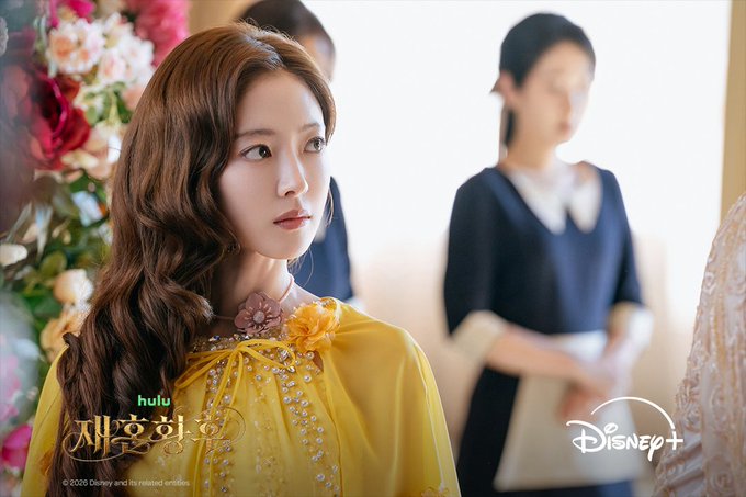Hengdianhalmoni's tweet photo. A Runaway Slave, a Palace Bedroom, and a Growing Hunger: Lee Se Young Becomes Rashta in The Remarried Empress
https://t.co/YZ4aOaJI4f
#TheRemarriedEmpress #LeSeYoung #Rashta https://t.co/VFpsYyF3SP