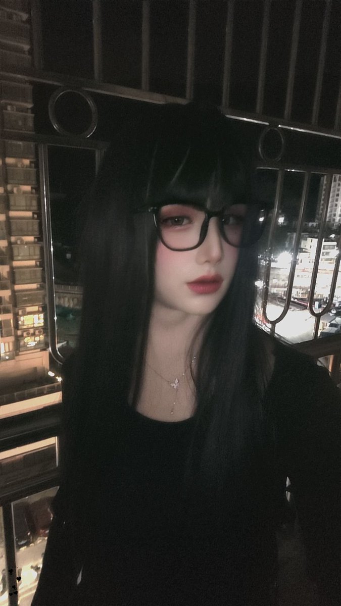 Loneliness_Awa's tweet photo. 喝多了谁能把我带���去
#femalemask
#dreammask https://t.co/WUrpfY3QxY