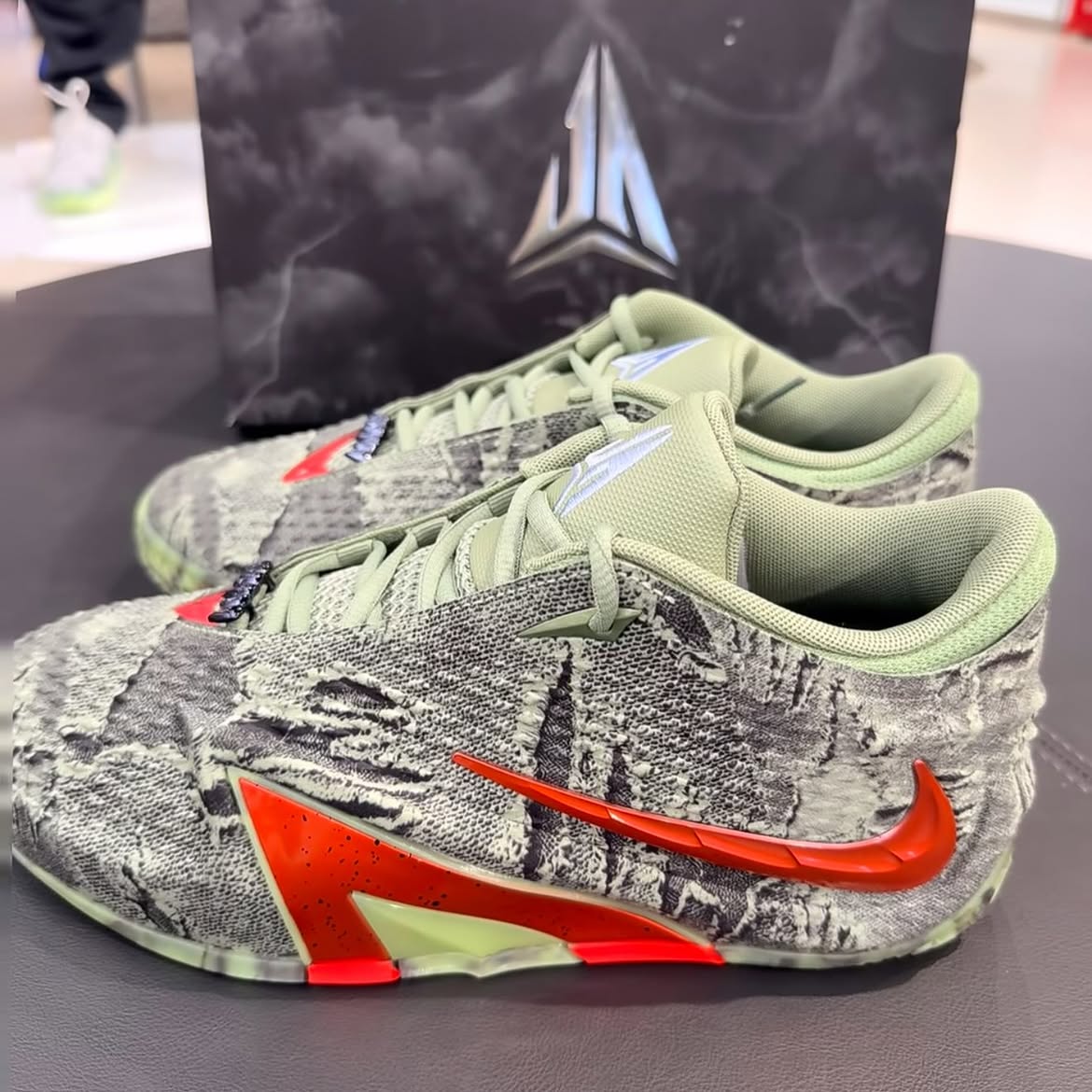 JustFreshKicks's tweet photo. CLOSER LOOK: Nike Ja 4 "Halloween" 🎃👟 @JaMorant

🗓️ October 2026
💰$145 https://t.co/hjXf5UL6j9