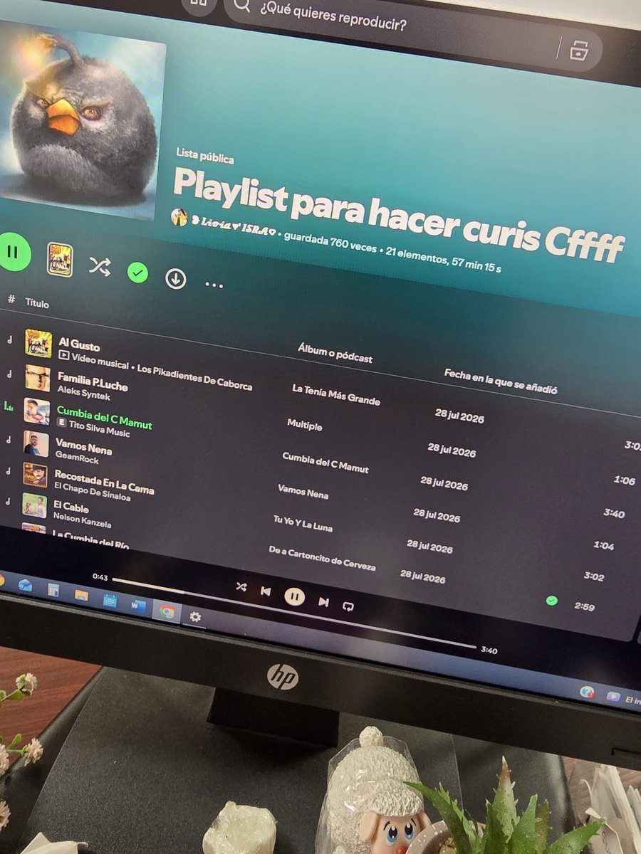 disra2103's tweet photo. La experiencia de investigar para la tesis con esta playlist 🚬 https://t.co/sxyYWR0FHd