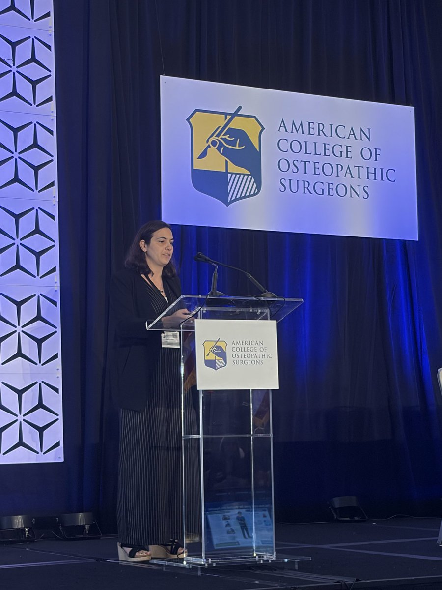 DesertTraumaMom's tweet photo. #ACOSACA2026 Fun presenting with my residents! https://t.co/G5G0ZmbOHI