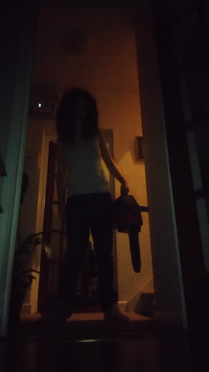 SiobhanMcc3122's tweet photo. when you haven't seen your wife in 3 years and she looks at you like this 
#ResidentEvilㅤ #residentevil7 #residentevilbiohazard #ethanwinters #miawinters
#cosplay #mould https://t.co/zExZmjqVL9
