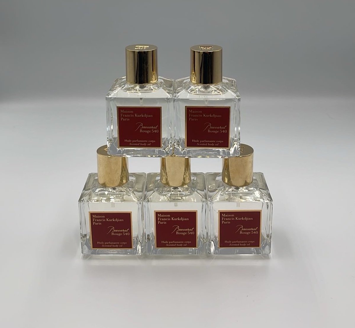 Samura1Z_'s tweet photo. MAISON FRANCIS KURKDJIAN

- Huiles parfumante corps BACCARAT ROUGE 540 de MFK 🅱️

DISPONIBLE / PREMIER ARRIVÉ PREMIER SERVI ✅

70€ / pcs 🎁🎁 https://t.co/gFPJr8MRjU