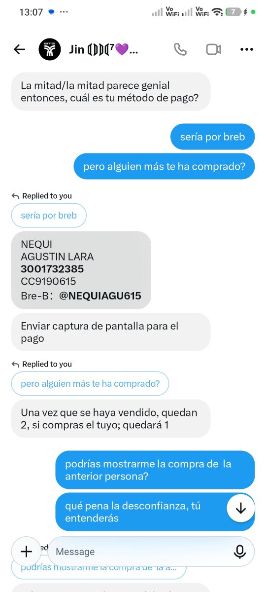 luvinarv's tweet photo. tmb tengan cuidado con esas cuentas raras que ofrecen boletas. hablan un español extraño, son extranjeros y casualmente tienen a su amigo Agustín Lara que les va a hacer el favor de recibirles la plata 😍 #BTSEnBogotá  #BTS_WORLDTOUR_ARİRANG_BOGOTA https://t.co/tyHNxV2xV5