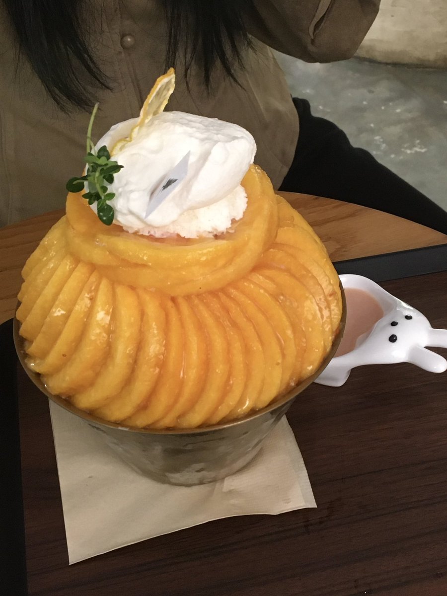 aslxcn's tweet photo. 럽앤피스앤복숭아빙수 포에버 https://t.co/xccjbMczJP