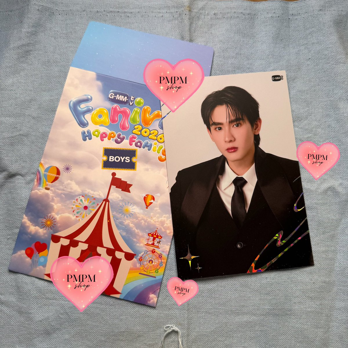 PmPmtingGmm's tweet photo. GMMTV  Fanival 2026 ‘Photo Cards’ 

ราคา 75 (ส่งฟรีไปรษณีย์ไทย) 

สนใจ DM 

#GMMTVFANIVAL2026HappyFamily 
#ตลาดนัดgmmtv https://t.co/XRLOo5A1lT