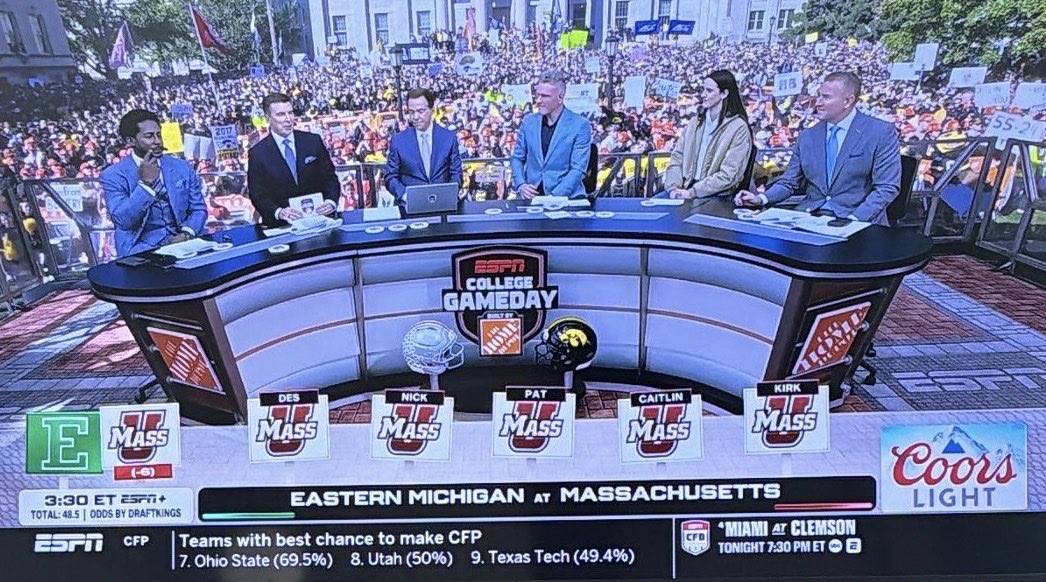 scuffedprov1's tweet photo. Don’t let us get hot #LANK #footballschool https://t.co/CyXP0TyqNl