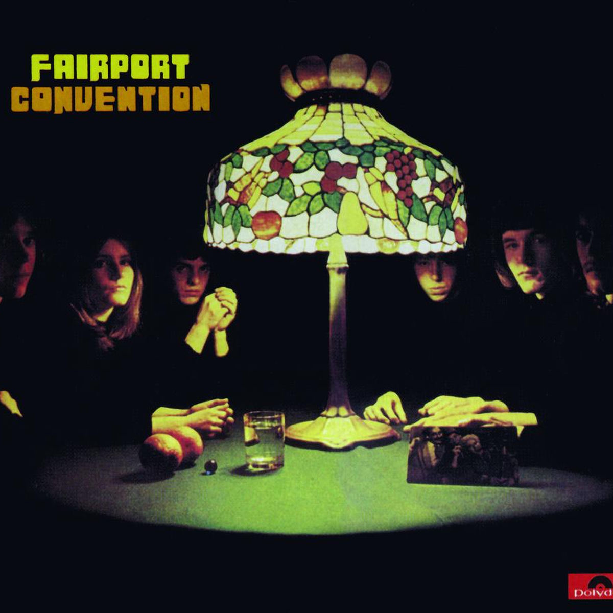 DiegoAManrique's tweet photo. Según Spotify, esta canción es "letra y música de Fairport Convention". Para nada: "Reno Nevada" fue obra de Richard Farina. Eso sí. está tocada por la 1ª FAIRPORT CONVENTION, con las voces de Judy Dyble e Ian Matthews más la gtr. ácida de Richard Thompson
https://t.co/mjVUtYlA2t https://t.co/daQUg6BN2n