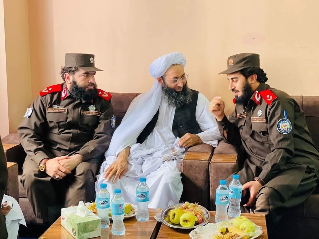mohammadNoor445's tweet photo. مهتمیم حاجی خلیفه صاحب مبارک♥
اوکمانډر حاجی عبدالخالق هارون 
او زابل دجل جلذب قمندان  مولوی ثناوالله نصرت  صاحب♥ https://t.co/OfrRms5pl0