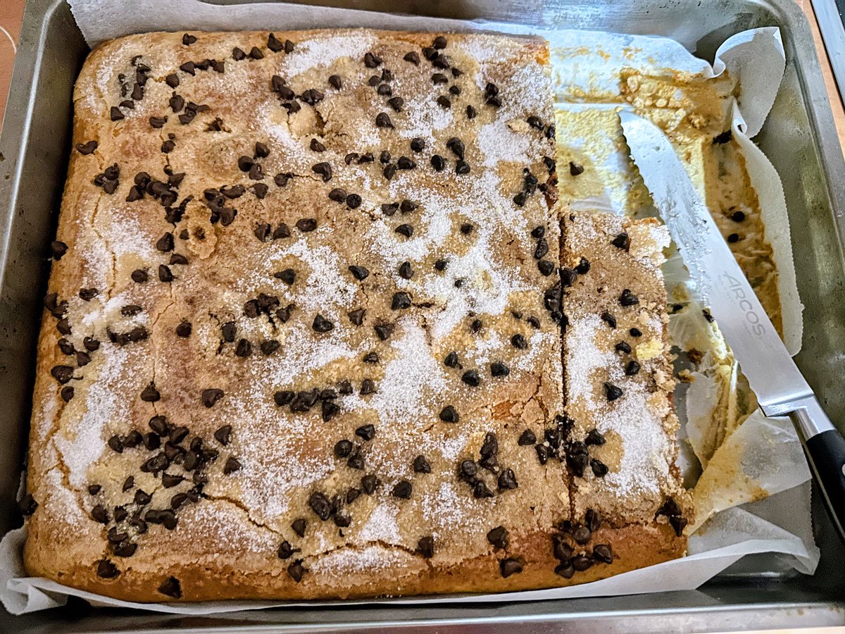 NoeCabrera1802's tweet photo. Compartir es de guapas 😉la hice para merendar y éxito total, ahí dejo receta por si os apetece 🍊🍫 https://t.co/dskZIv5osI