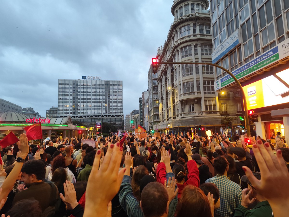 danielrcao's tweet photo. Impresionante A Coruña II. https://t.co/WeKBz90N4n