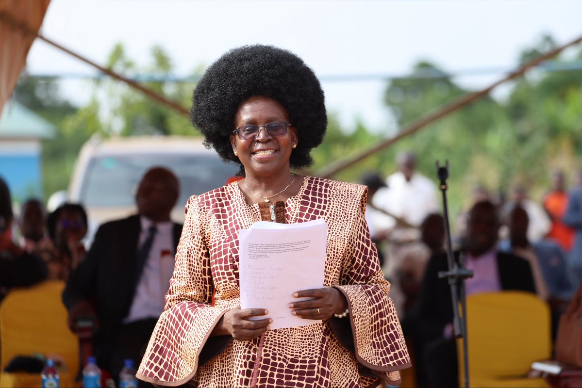 UegclOfficial's tweet photo. UEGCL Participates in MEMD Exhibition and Thanksgiving Ceremony in Butebo.

UEGCL was honoured to participate in the Ministry of Energy and Mineral Development (MEMD) exhibition and Thanksgiving Ceremony held in Butebo District and hosted by the Minister of Energy and Mineral Development, Hon. Dr. Monica Musenero Masanza.

The Guest of Honour, the Prime Minister Rt. Hon. Robinah Nabbanja, encouraged the community to embrace high-value agricultural enterprises and value addition as a means of improving household incomes and livelihoods. She further highlighted the importance of utilising skills development centre established by the Ministry of Energy and Mineral Development, particularly in light of the expanded access to electricity in the area.